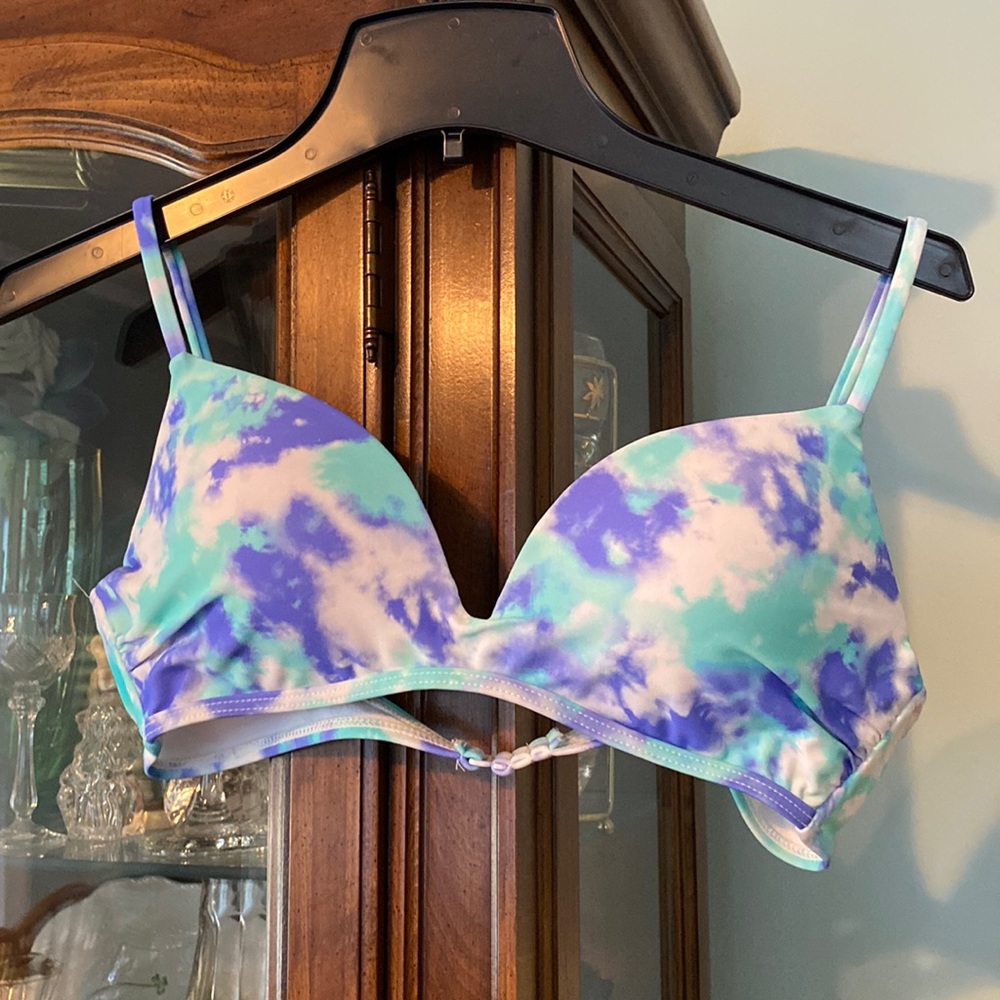 Bikini Too